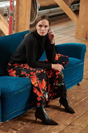 Women One Hundred Stars Acer Black Palazzo Pant