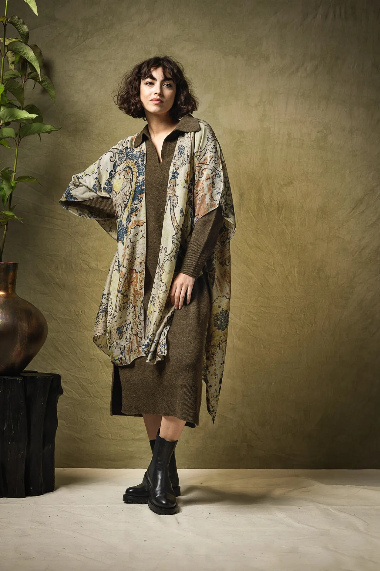 Women One Hundred Stars Dhurrie Throwover