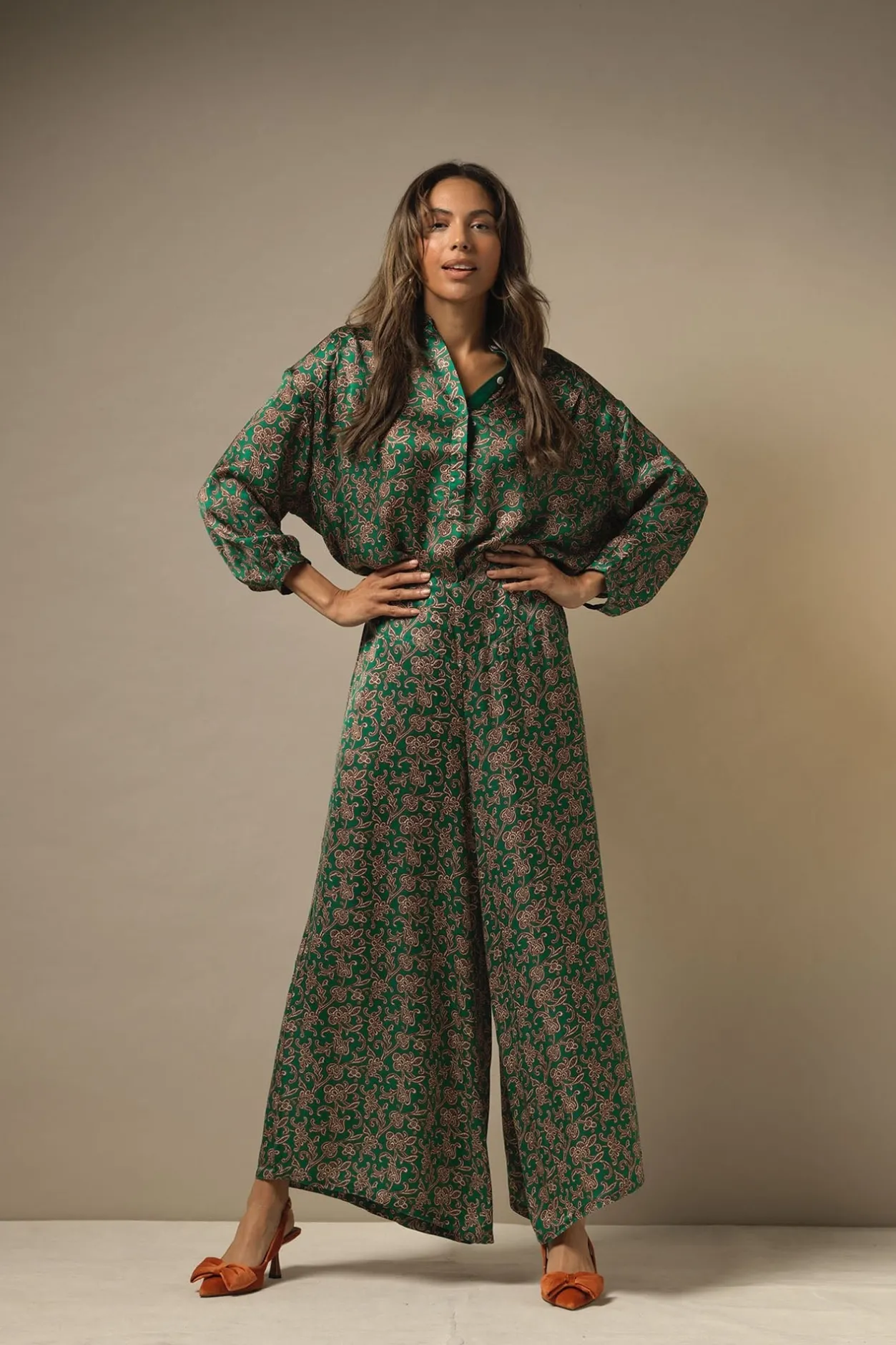 Women One Hundred Stars Floral Paisley Green Palazzo Pant