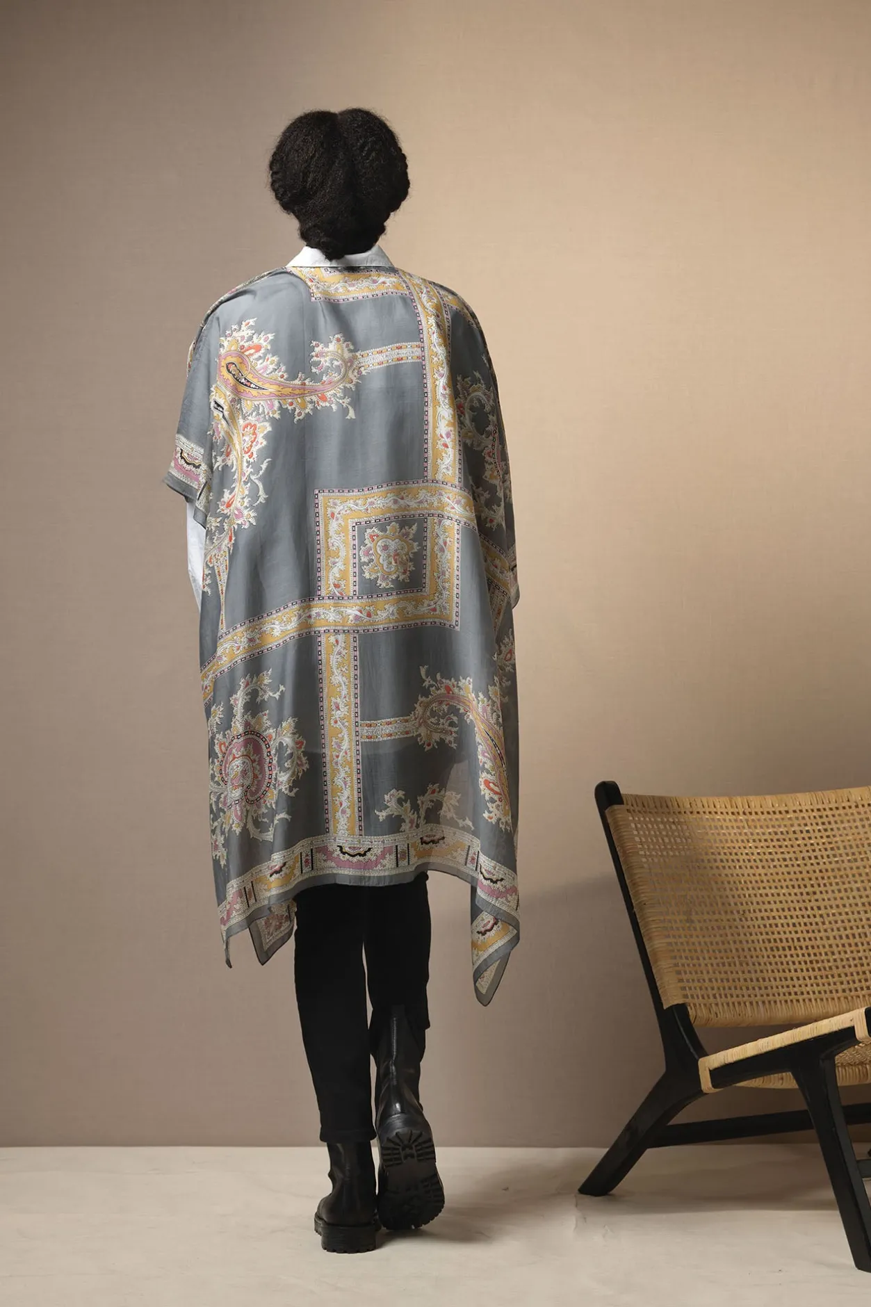 Women One Hundred Stars Handkerchief Grey Throwover