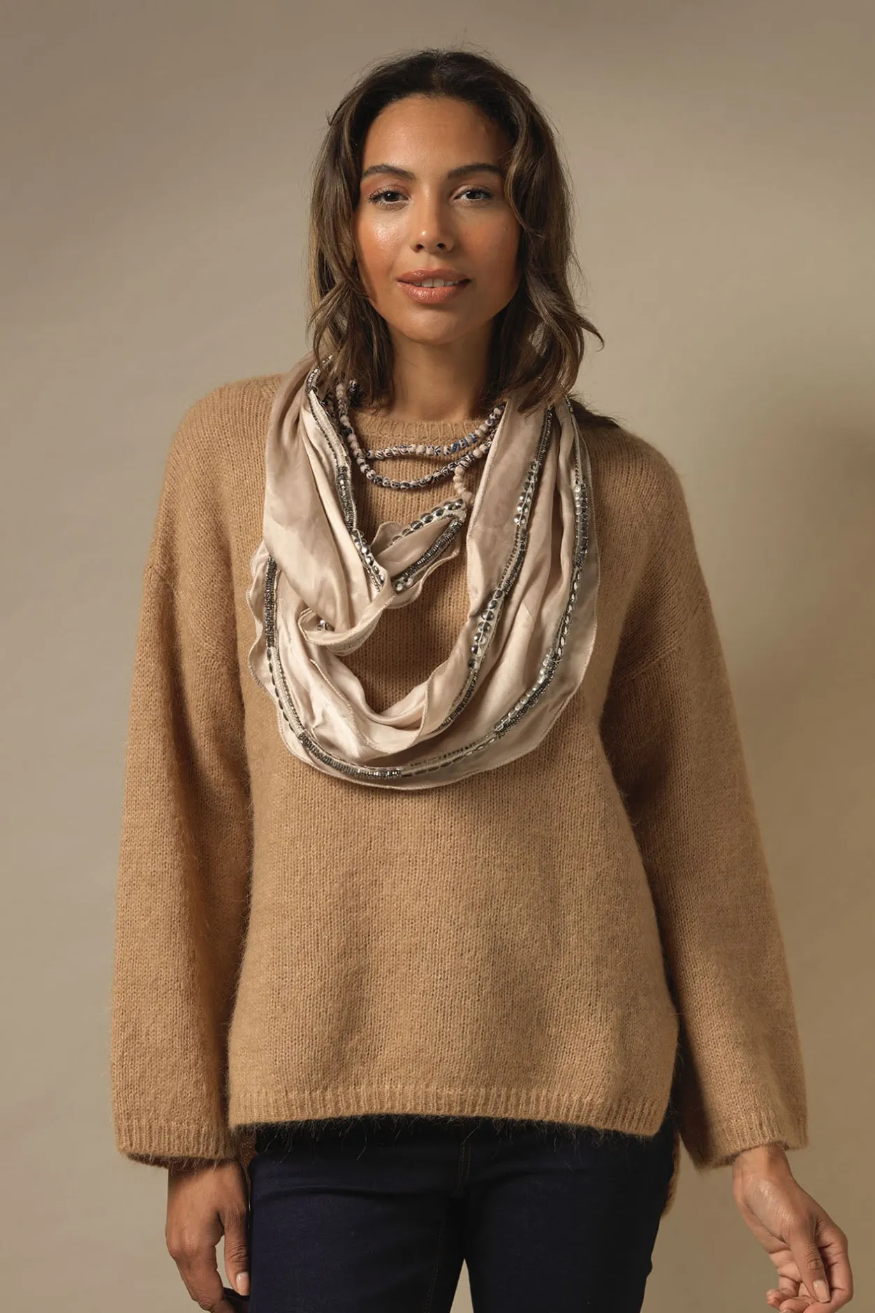 One Hundred Stars Indian Heritage Beige Necklace Scarf