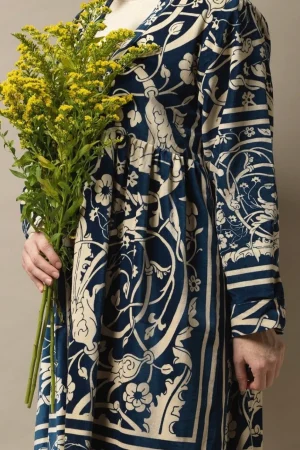 Women One Hundred Stars Jaipur Blue Velvet Duster Coat