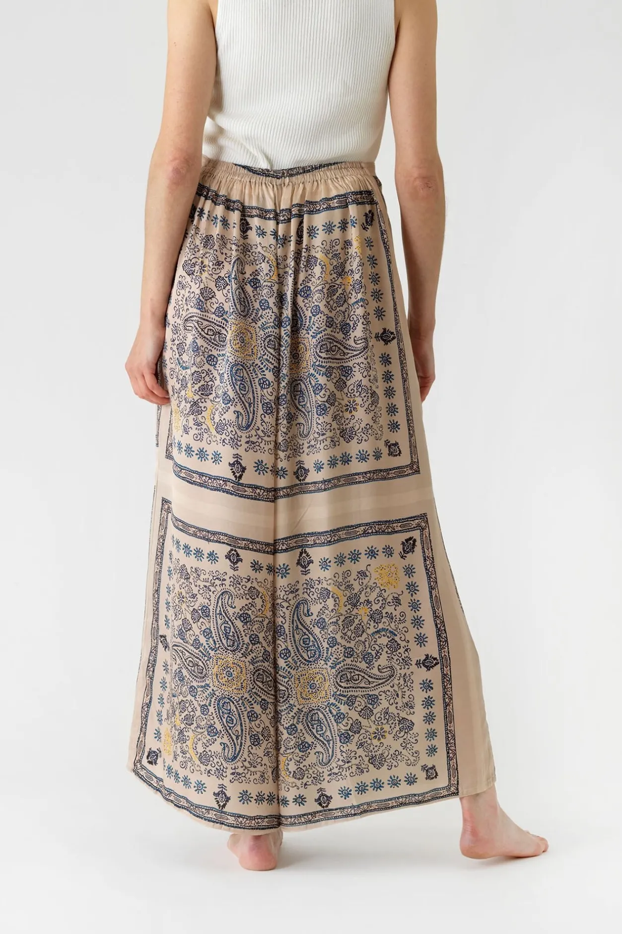 Women One Hundred Stars Mehndi Blue Palazzo Pant