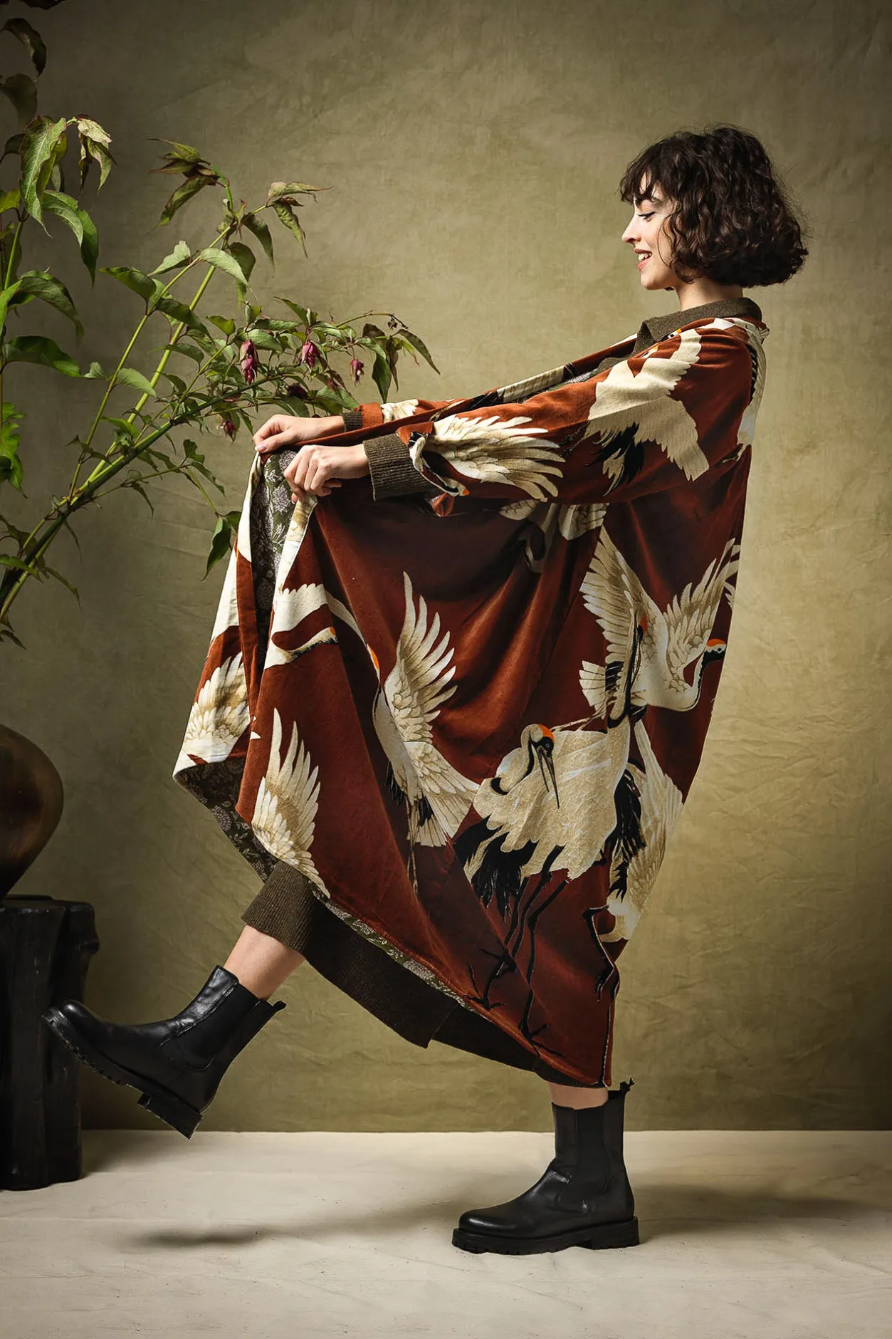 Women One Hundred Stars Stork Cigar Velvet Duster Coat