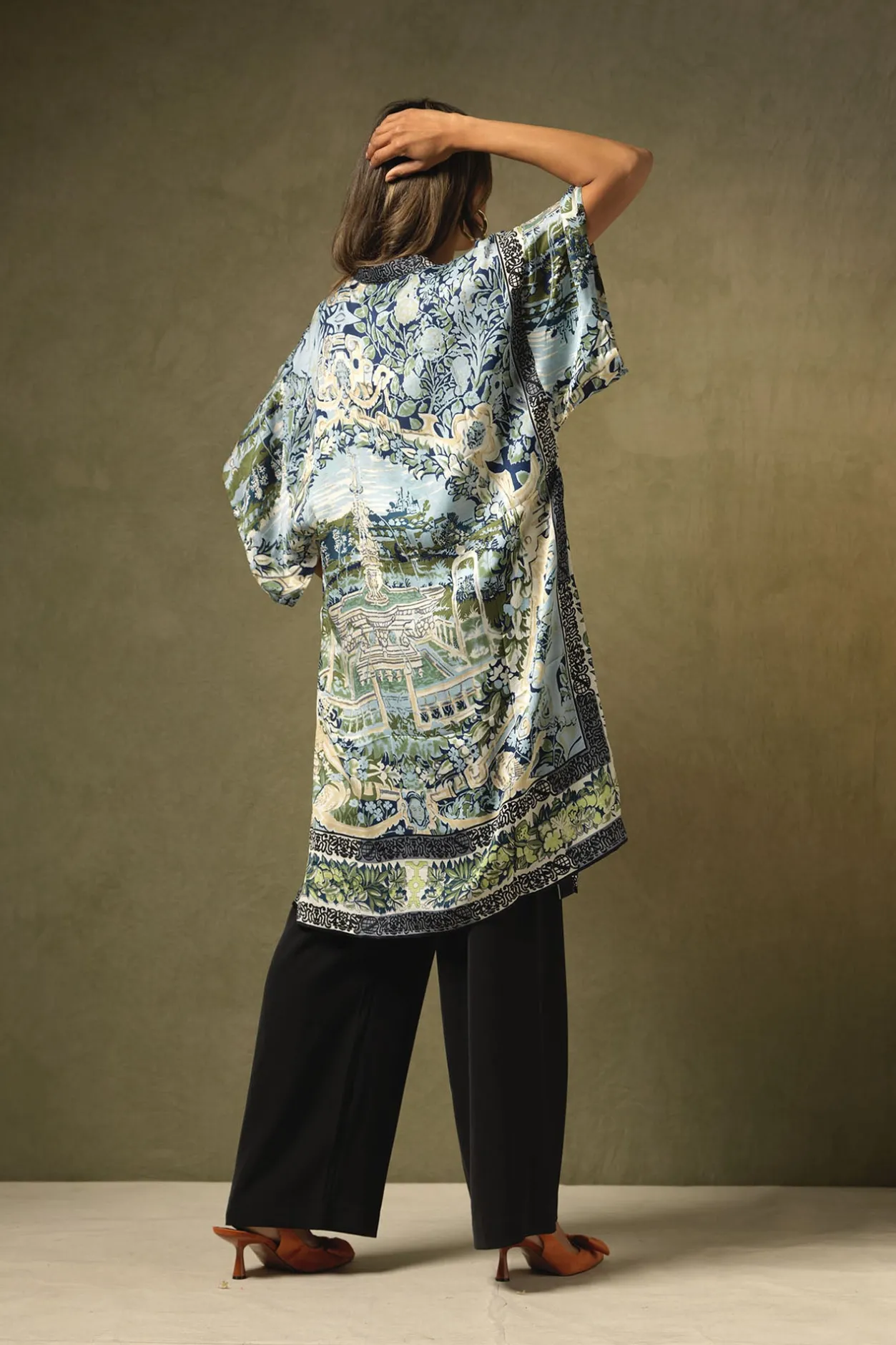 Women One Hundred Stars Tapestry Sea Midi Kimono